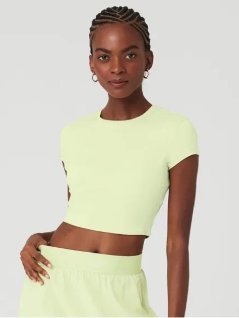 Alo Cropped Short Sleeve T‑Shirt in Light Sage